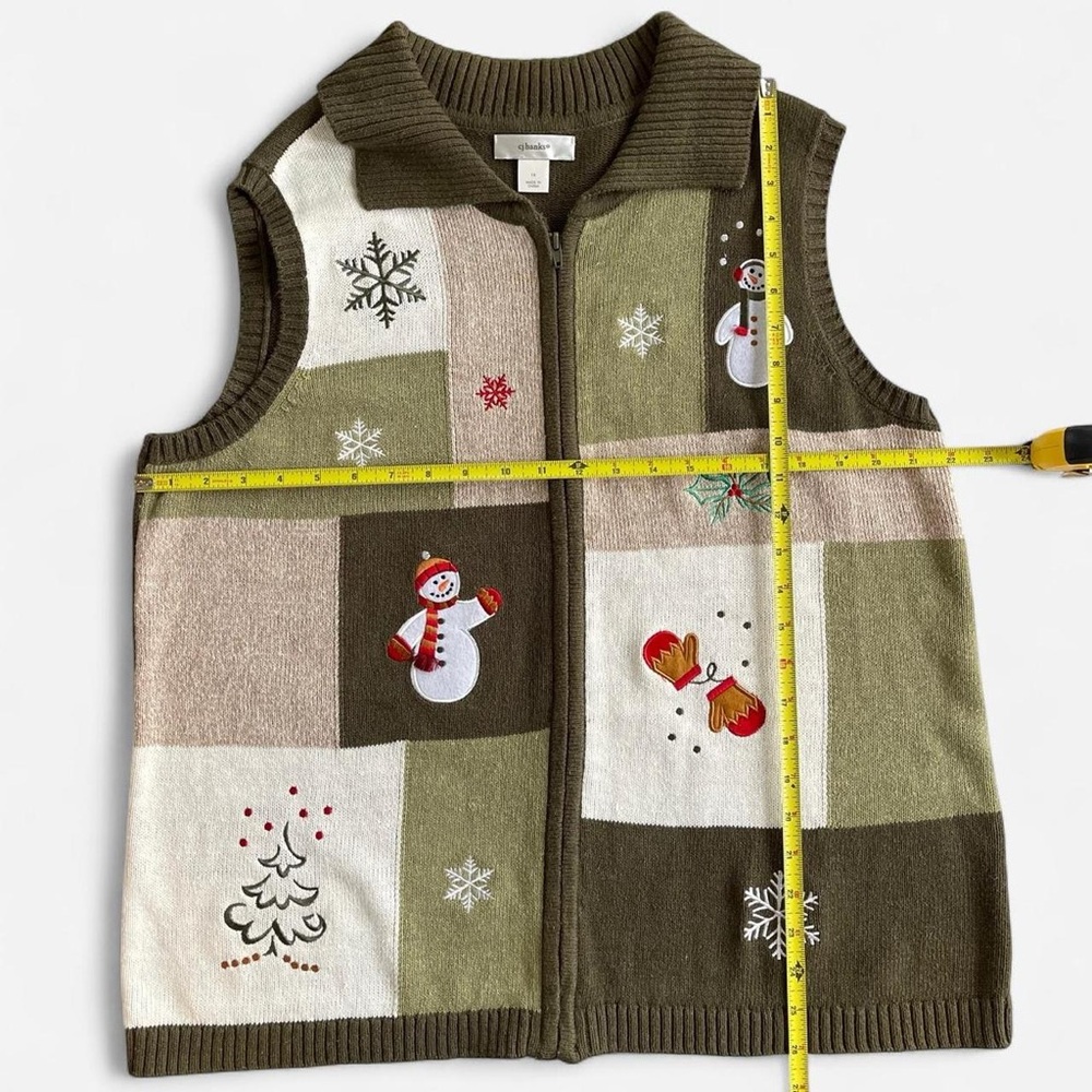 CJ Banks Green & Tan Tone Knit Embroidered Christmas Winter Snowman Sweater Vest - Picture 6 of 8